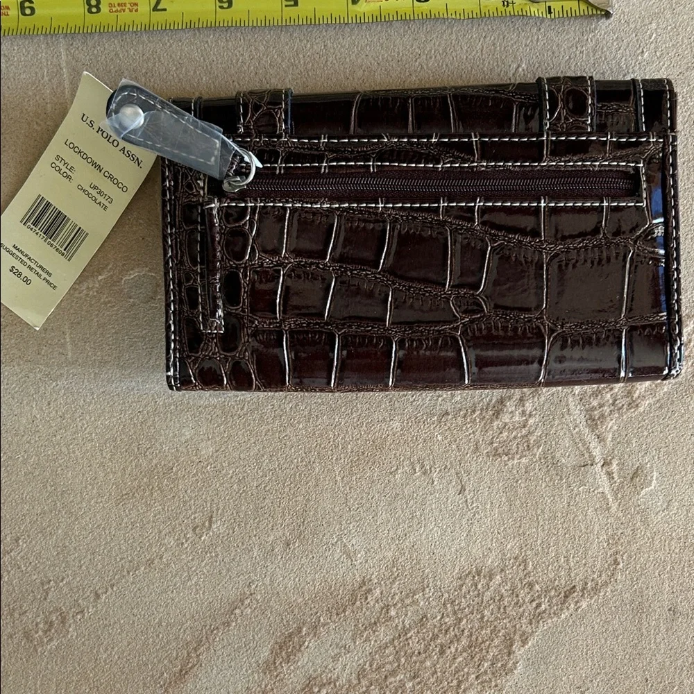 U.S.‎ Polo Assn. Dark Brown Croc-Embossed Clutch